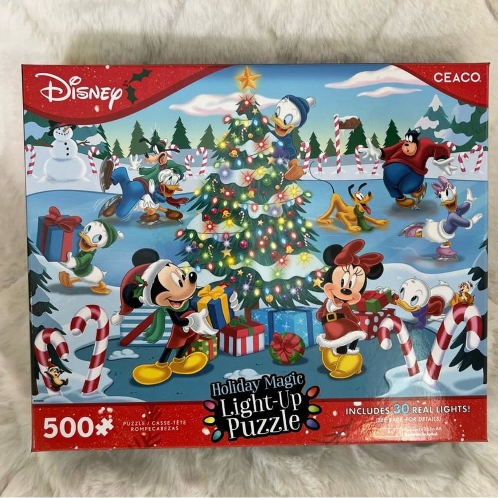 Ceaco Disney Christmas Light Up Puzzle 500 Piece Mickey Friends NEW